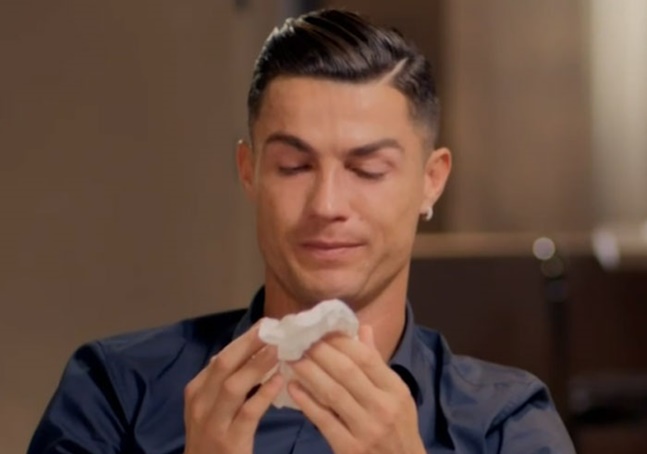 A dor de um pai: Saiba como Cristiano Ronaldo contou aos outros filhos sobre a morte do bebé