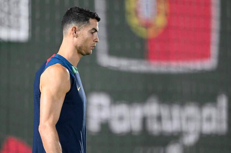 Cristiano Ronaldo rejeitou treinar com os colegas no regresso ao trabalho, avança o jornal Marca