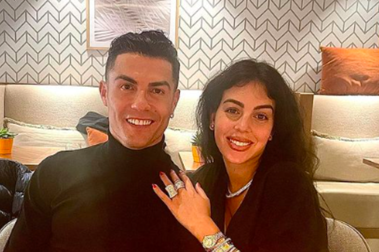 O estrondoso presente de Natal de Georgina a Ronaldo